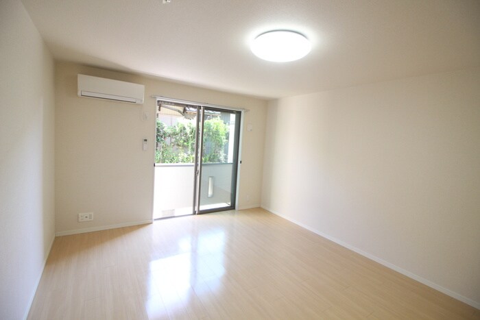 物件内観写真17　(居室)