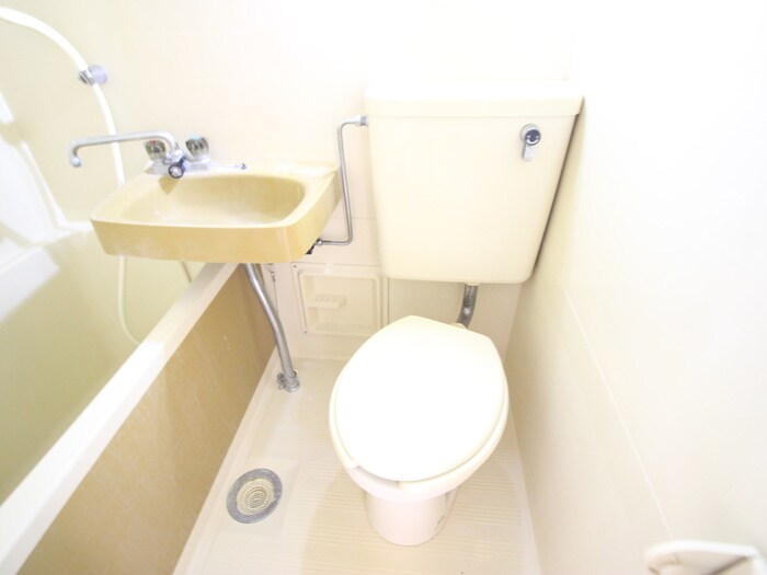 物件内観写真12　(トイレ)