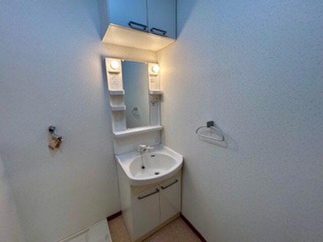 物件内観写真11　(洗面)