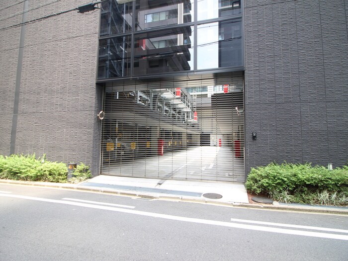 物件外観写真5　(駐車場)