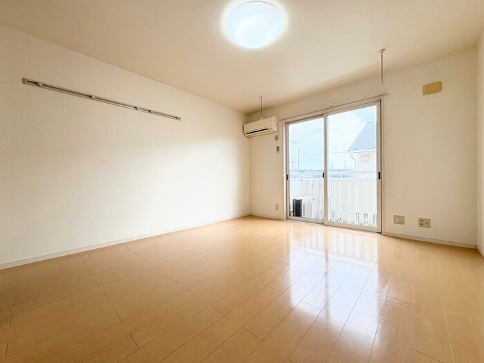 物件内観写真9　(居室)