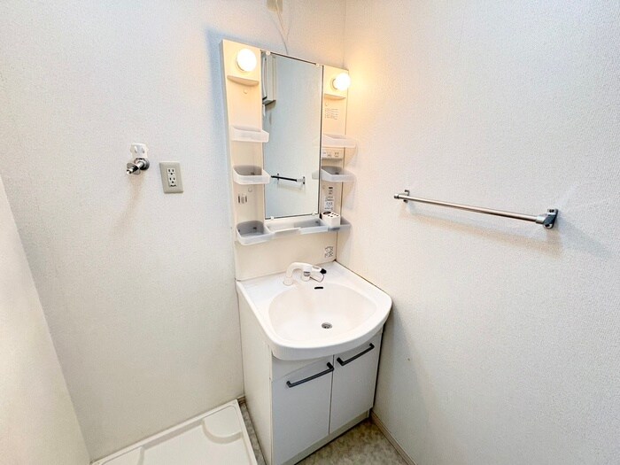 物件内観写真13　(洗面)