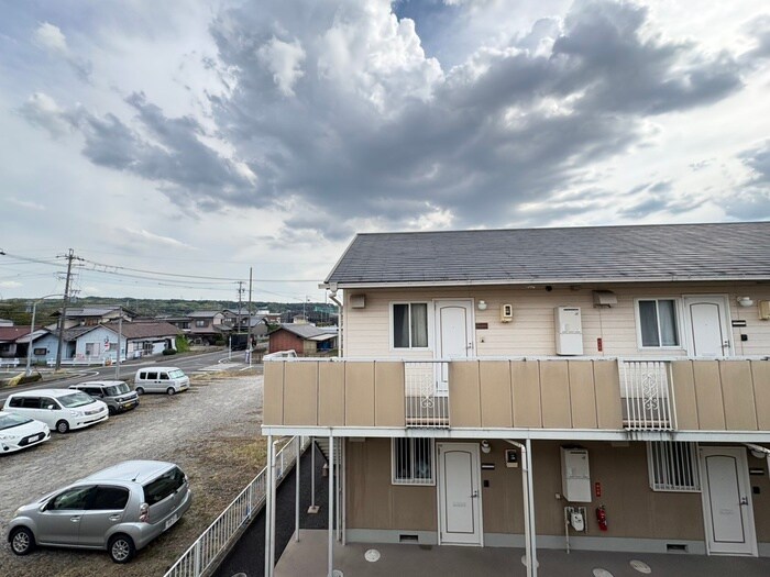 物件内観写真16　(室内からの展望)