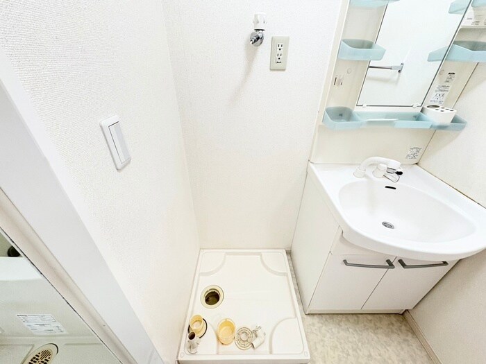 物件内観写真19　(洗濯機置場)