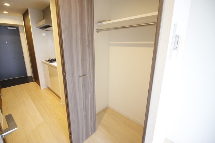 物件内観写真10　(収納)