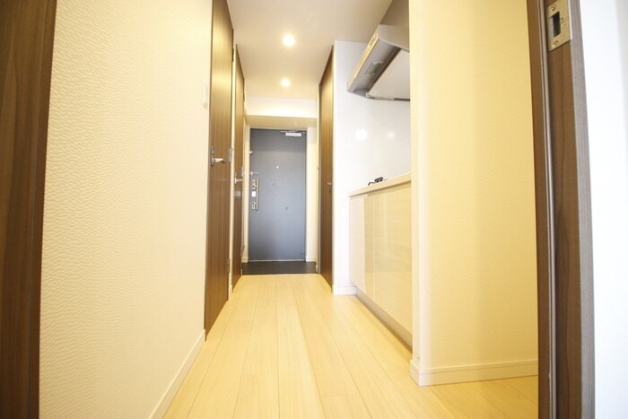物件内観写真20　(廊下)