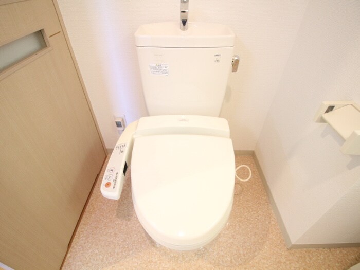 物件内観写真12　(トイレ)