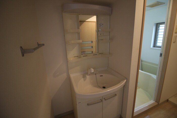 物件内観写真16　(洗面)
