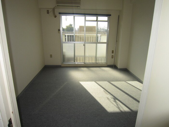 物件内観写真18　(居室)