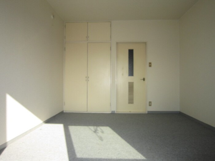 物件内観写真19　(居室)