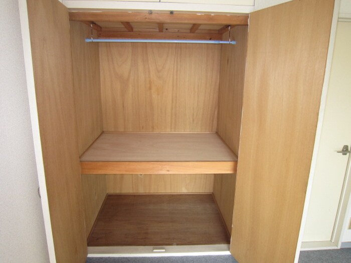 物件内観写真22　(収納)