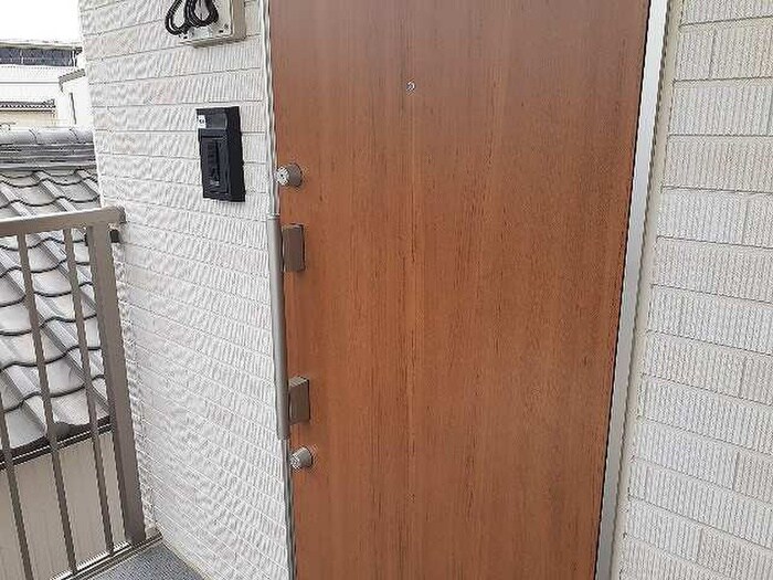 物件内観写真13　(玄関)