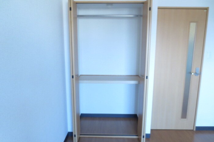 物件内観写真9　(収納)