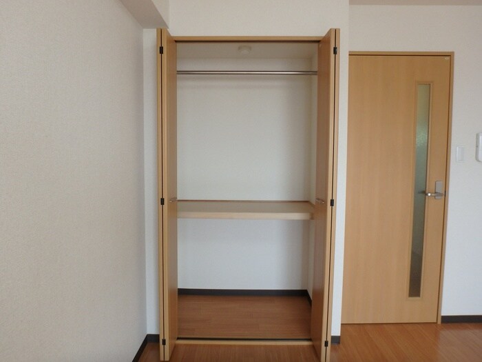 物件内観写真11　(収納)