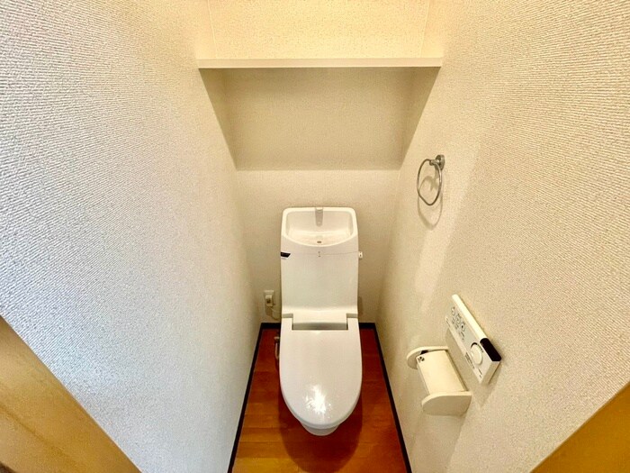 物件内観写真13　(トイレ)