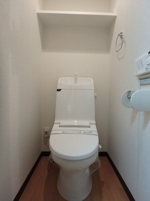 物件内観写真14　(トイレ)