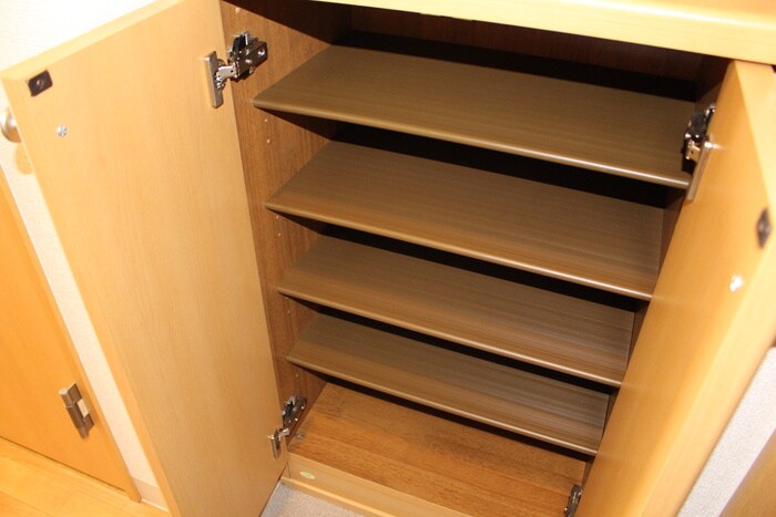 物件内観写真18　(靴箱)