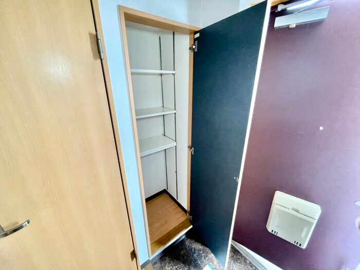 物件内観写真19　(靴箱)