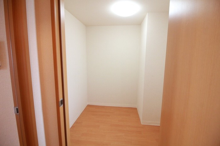 物件内観写真19　(収納)