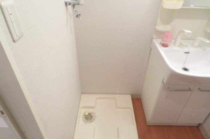 物件内観写真20　(洗濯機置場)