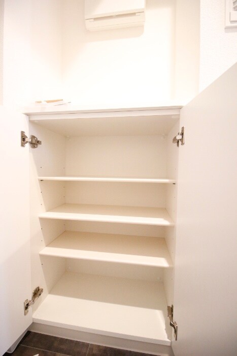 物件内観写真14　(靴箱)