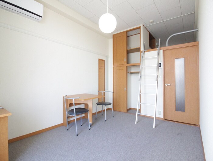 物件内観写真7　(居室)