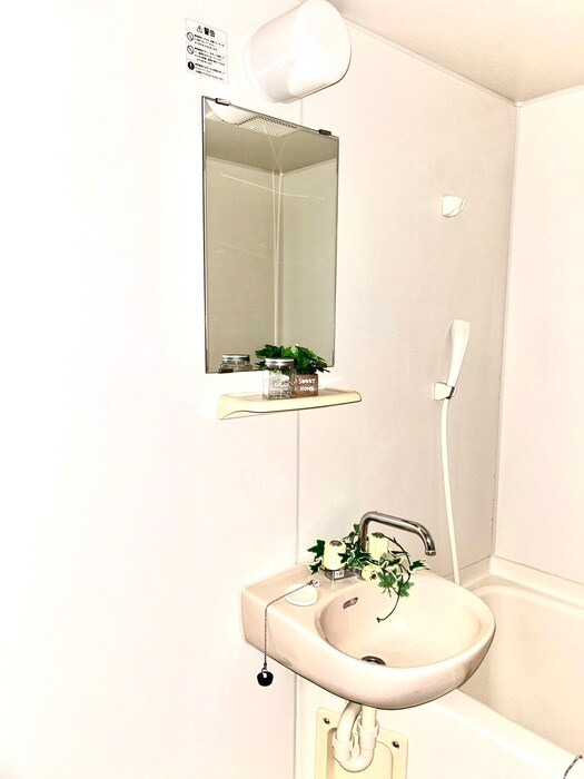 物件内観写真12　(洗面)