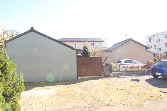 物件内観写真12　(室内からの展望)