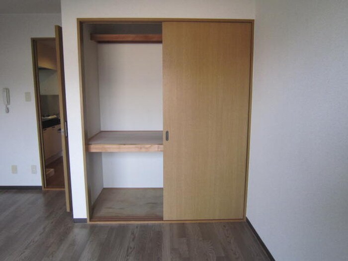 物件内観写真15　(収納)