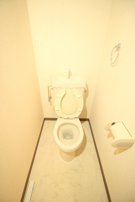 物件内観写真18　(トイレ)