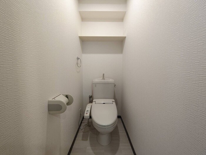 物件内観写真13　(トイレ)