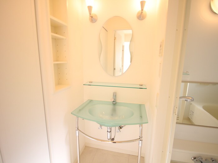 物件内観写真12　(洗面)