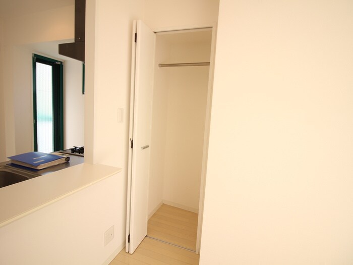 物件内観写真20　(収納)