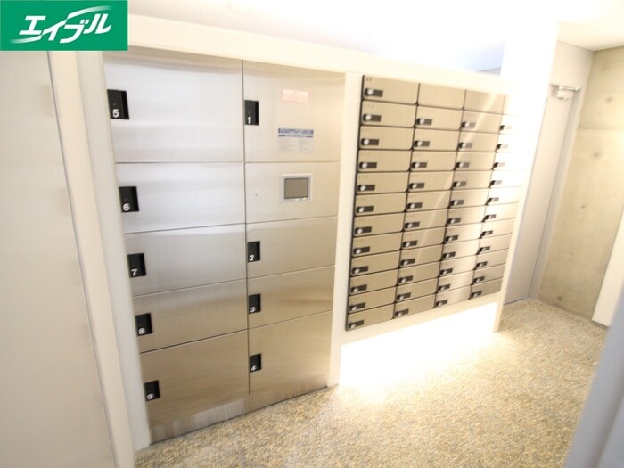 物件外観写真4　(建物設備)