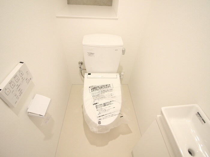 物件内観写真13　(トイレ)