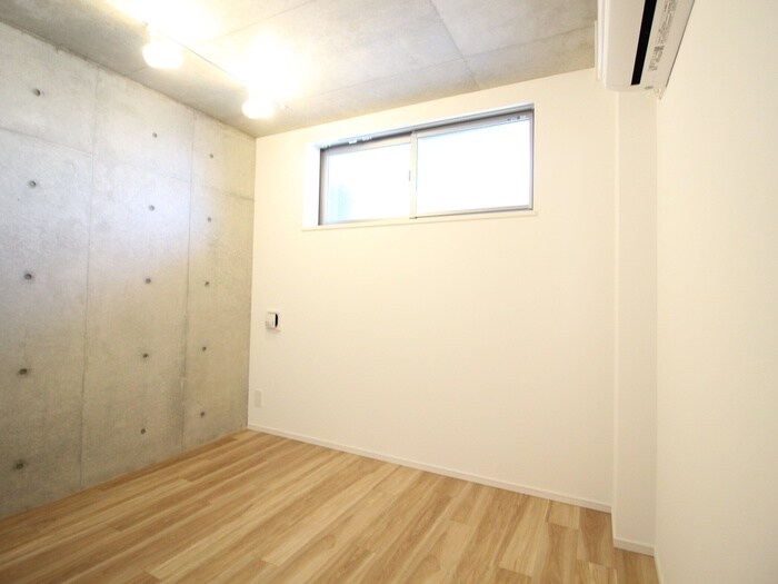 物件内観写真18　(居室)