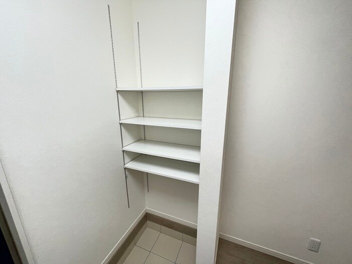 物件内観写真18　(靴箱)
