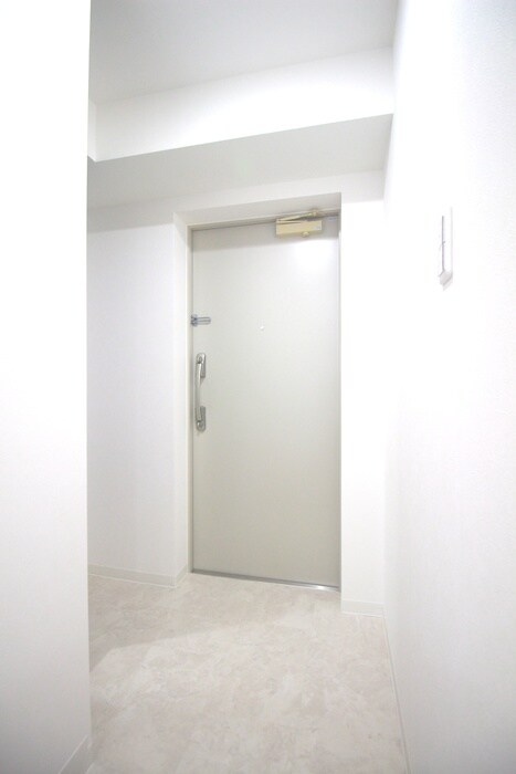 物件内観写真15　(玄関)