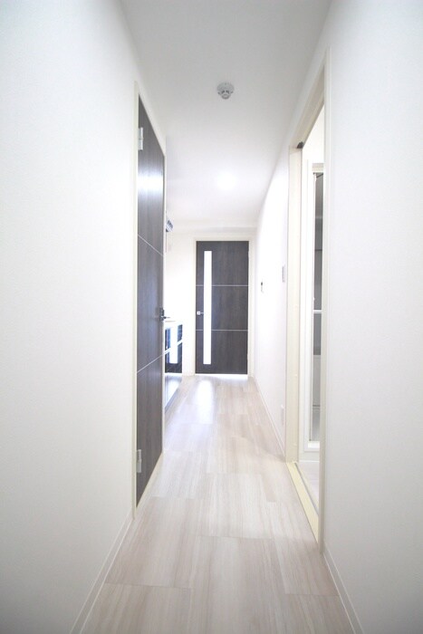 物件内観写真18　(廊下)