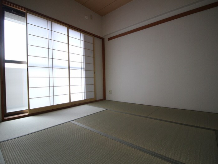 物件内観写真9　(居室)