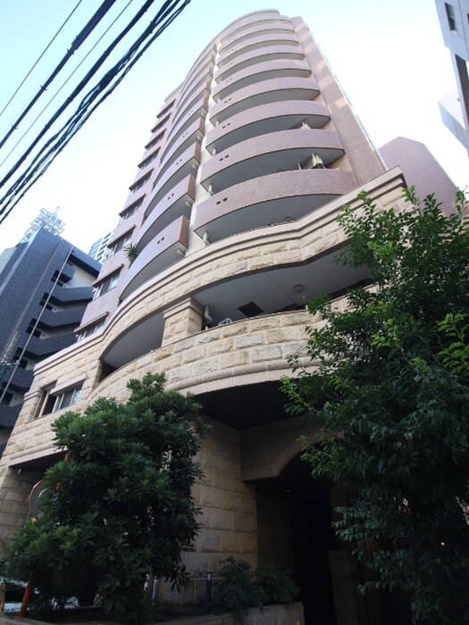 物件外観写真4　(駐車場)