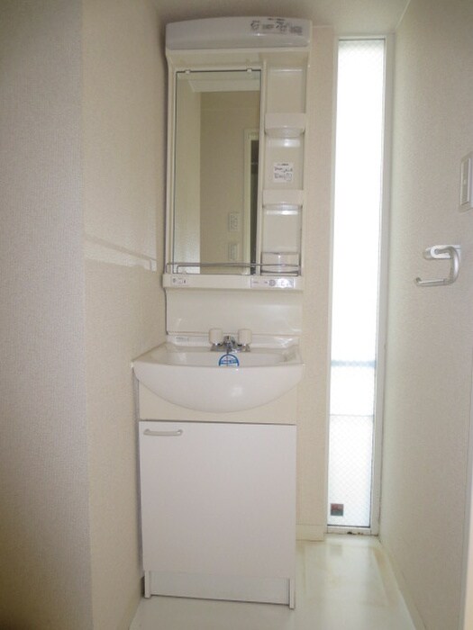 物件内観写真10　(洗面)