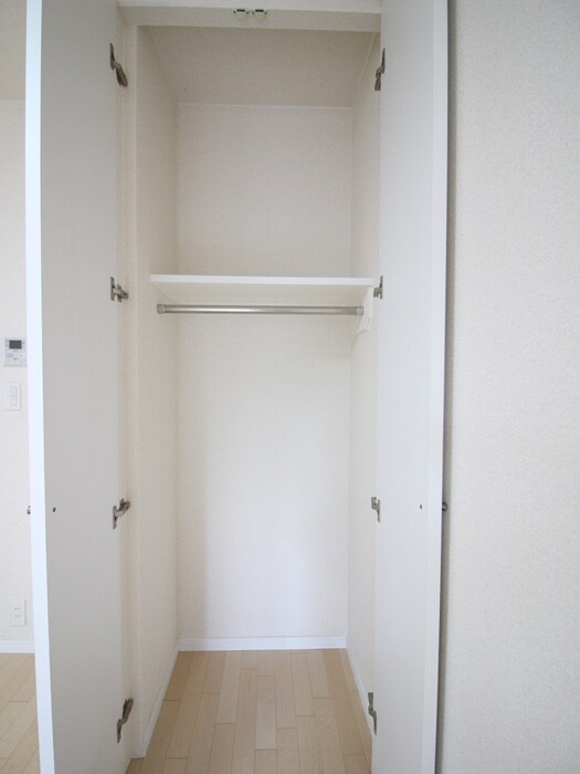 物件内観写真11　(収納)