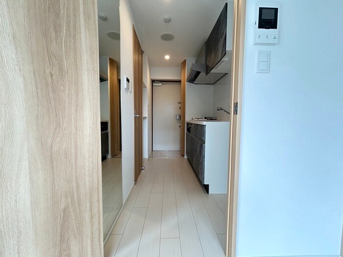 物件内観写真18　(廊下)