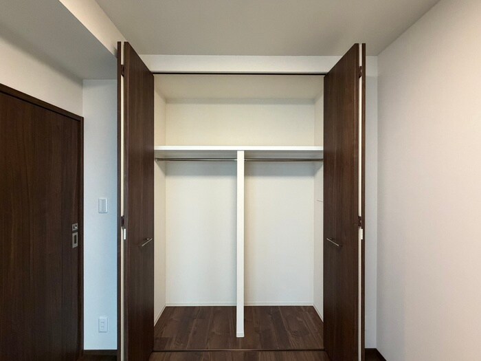 物件内観写真10　(収納)