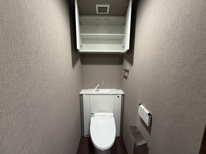 物件内観写真12　(トイレ)