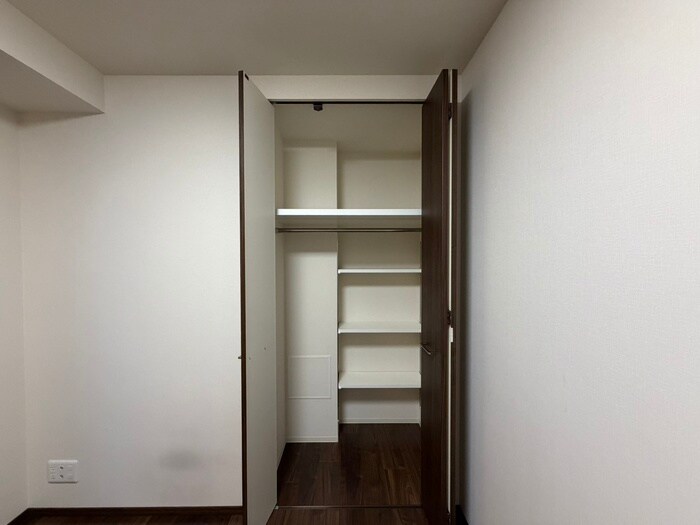 物件内観写真21　(室内からの展望)