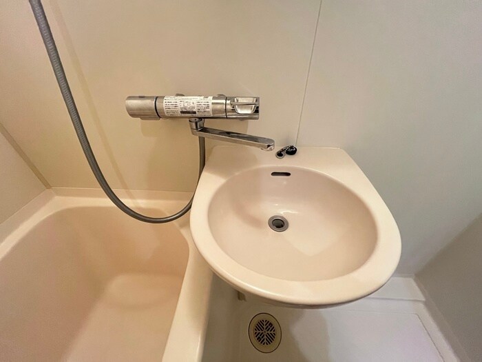 物件内観写真13　(洗面)