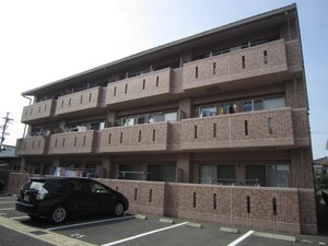 メゾンプチシャトー出口 Ａ館外観写真