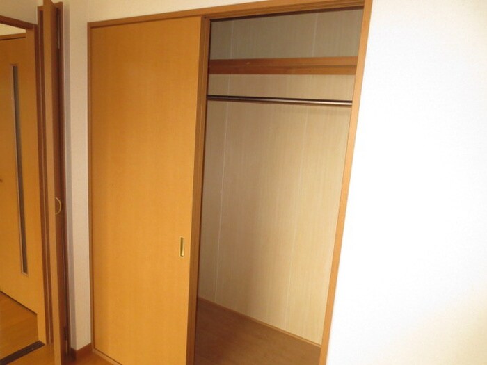 物件内観写真8　(収納)